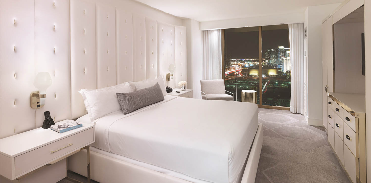Delano_Hotel_Strip_View_King_Suite