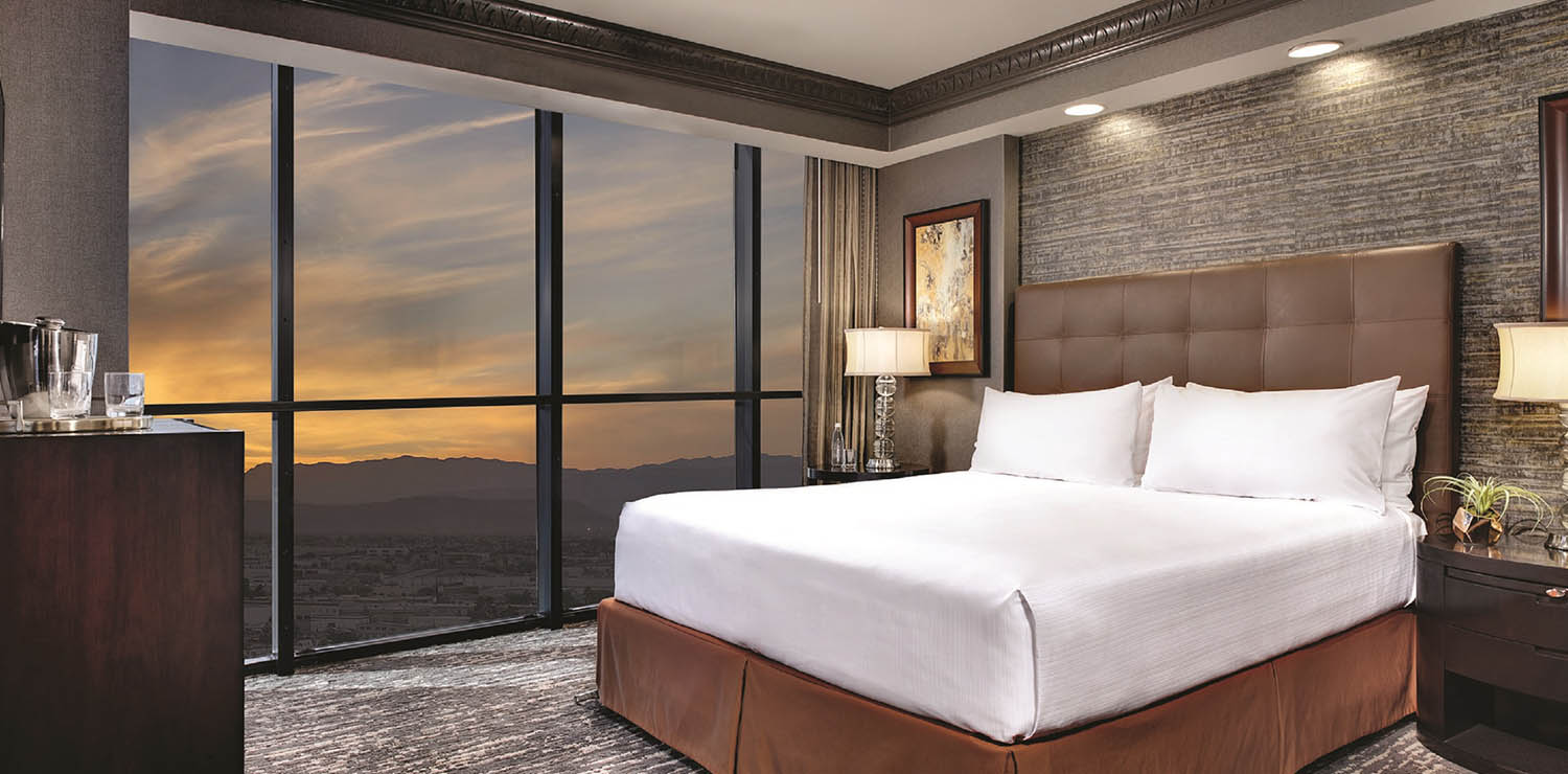 Luxor_Hotel_Tower_One_Bedroom_Suite